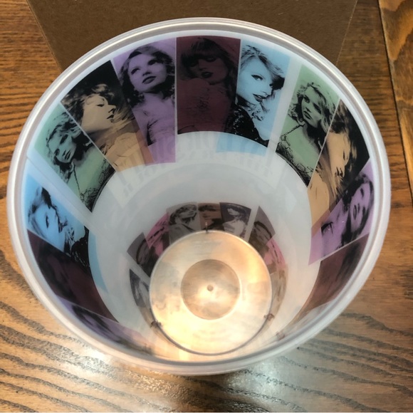 Taylor Swift Eras Tour AMC Cup – Large Size - Picture 2 of 2
